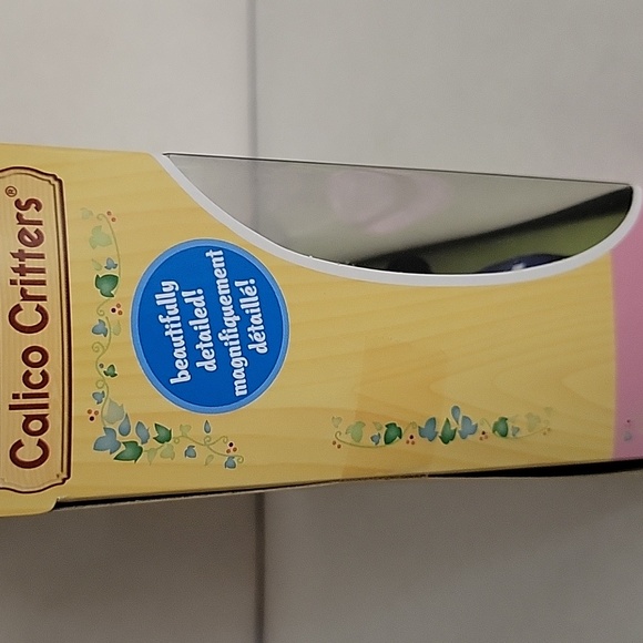 Calico Critters Midnight Cat Family - Picture 4 of 8